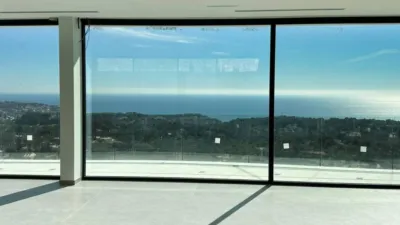 Chalet in La Fustera photo 11