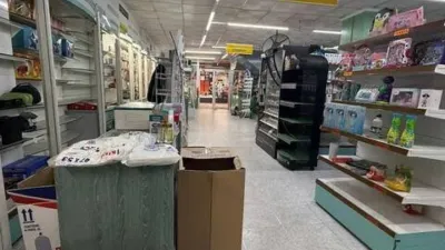 Local comercial en alquiler en Centro-Villacerrada-Pajarita - Más