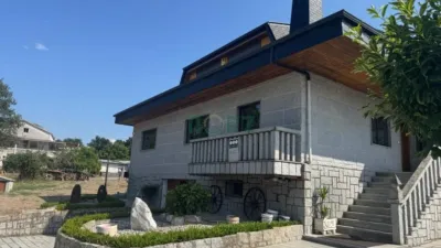 Chalet in A Carballeira (San Cibrao Das Viñas) photo 11