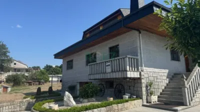 Chalet in A Carballeira (San Cibrao Das Viñas) photo 9
