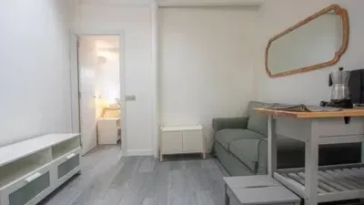 Piso en alquiler en Calle de la Palma, cerca de Plaza Comendadoras - Imagen 4