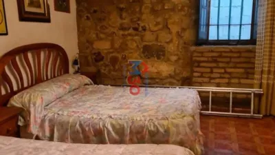 Casa adosada en Santa Gadea del Cid photo 19