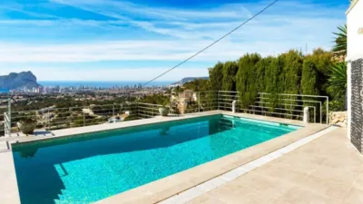 Chalet in La Fustera photo 5