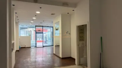 Local comercial en alquiler en Centro - Vista 4