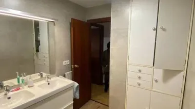 Piso en alquiler en Ciudad Universitaria - Imagen 4