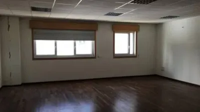 Local comercial en venta en Alto del Castaño - Más