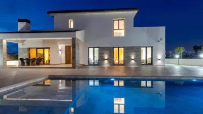 Casa en venta en Catral - Vista 2