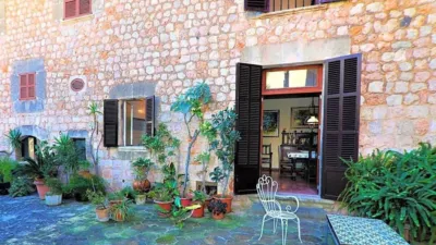 Rustic property in Fornalutx photo 2