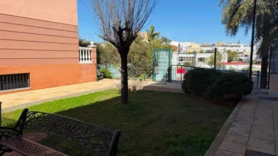 Piso en venta en Centro, Centro (Tomares) de 146.000 €