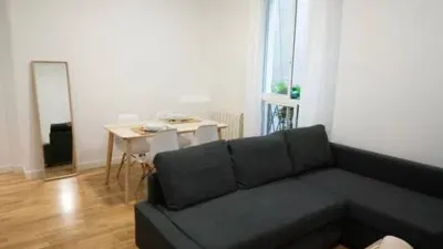Piso en alquiler en Castilla - Imagen 2