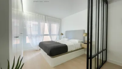 Piso en alquiler en Adelfas - Imagen 3