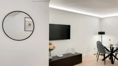 Piso en alquiler en Adelfas - Imagen 7