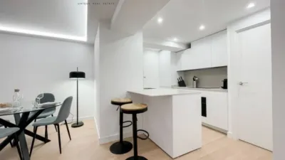 Piso en alquiler en Adelfas - Imagen 8