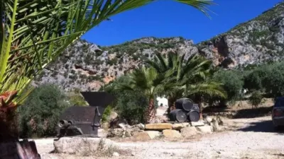 Casa rústica en Zahara de la Sierra photo 6