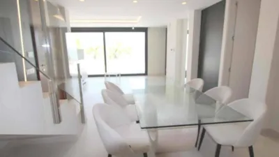 Apartment in Centre photo 8