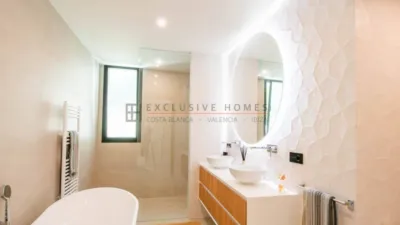 Villa in La Fustera photo 11