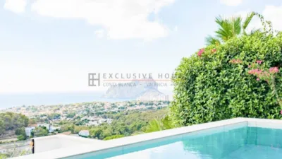 Villa in La Fustera photo 26