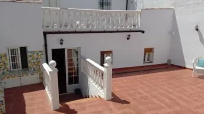 Terraced house in Media Panilla photo 3