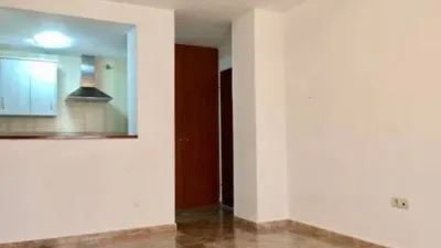 Piso en venta en Calle de la Fuente, Centro (Tomares) de 179.900 €