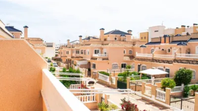 Chalet en venta en Orihuela, Orihuela de 214.900 €