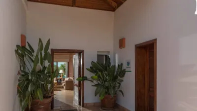 House at 11 Las Alondras Street photo 8