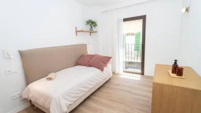 Apartment on Carrer de Marina photo 18