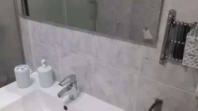 Piso en alquiler en Calle del Cerro Muriano, Tiro de Línea (Distrito Sur. Sevilla Capital) de 900 €<span>/mes</span>