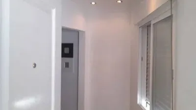 Piso en alquiler en Calle del Cerro Muriano, Tiro de Línea (Distrito Sur. Sevilla Capital) de 900 €<span>/mes</span>