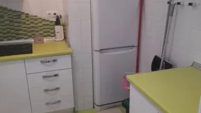Piso en alquiler en Calle del Cerro Muriano, Tiro de Línea (Distrito Sur. Sevilla Capital) de 900 €<span>/mes</span>