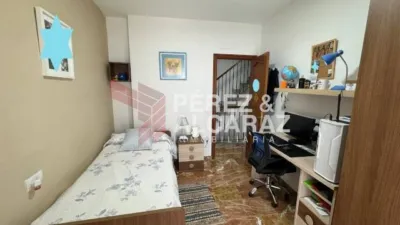 Semi-detached house on Calle del Cigüela photo 15