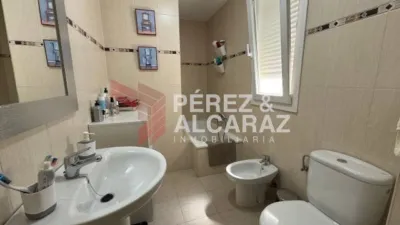 Semi-detached house on Calle del Cigüela photo 18