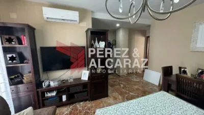 Semi-detached house on Calle del Cigüela photo 3