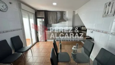 Semi-detached house on Calle del Cigüela photo 4
