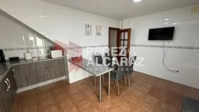 Semi-detached house on Calle del Cigüela photo 6