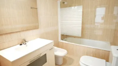 Penthouse on Avenida de José Amat Benavides photo 35