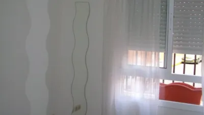 Piso en venta en Centro, Centro (Tomares) de 184.000 €
