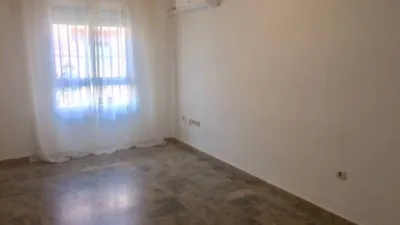 Piso en venta en Centro, Centro (Tomares) de 184.000 €