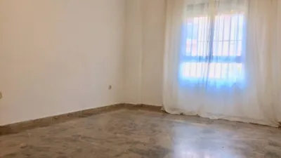 Piso en venta en Centro, Centro (Tomares) de 184.000 €