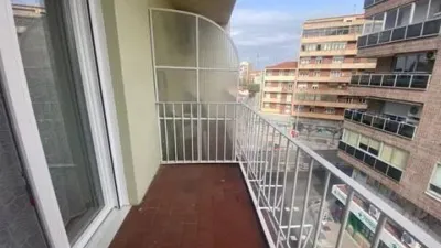 Piso en alquiler en Campo de La Juventud-Santiago, Campo de la Juventud-Santiago (Palencia Capital) de 1.200 €<span>/mes</span>