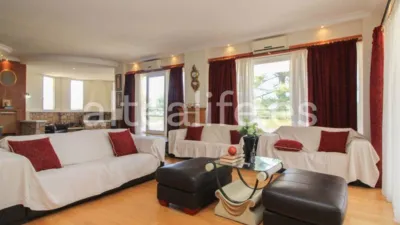Casa – la Nucia, Coloma - Más
