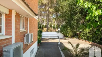 Chalet in Castelldefels photo 38
