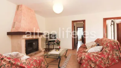 Villa for sale in Bell Horitzó photo 12
