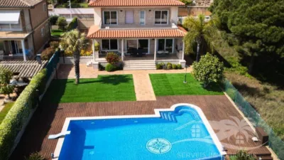 Chalet in Roca Grossa-Serra Brava photo 4