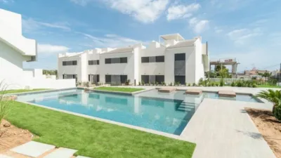 Casa – Torrevieja, Urbanización Los Balcones - Vista 2