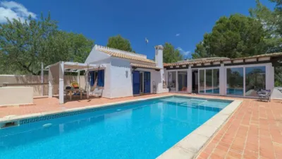 Chalet in Calvià photo 2