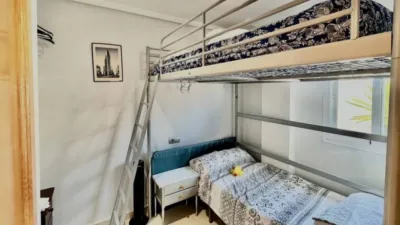 Apartment on Zoa Street photo 16