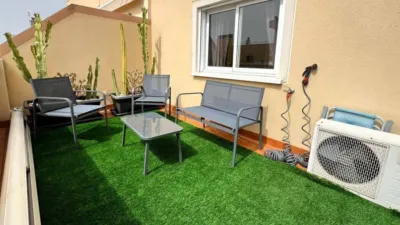 Apartment on Zoa Street photo 8