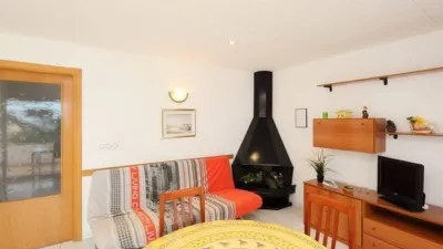 Single-family home on Carrer de Roses, 13 photo 3