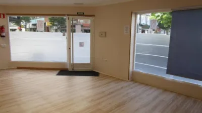 Local comercial en alquiler en Calle de la Fuente Álamo - Vista 4