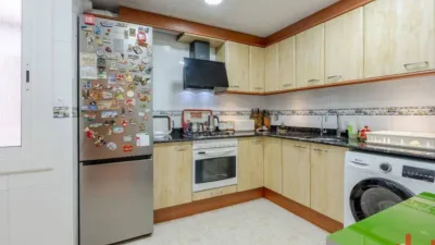 Flat in Sant Vicenç dels Horts photo 5